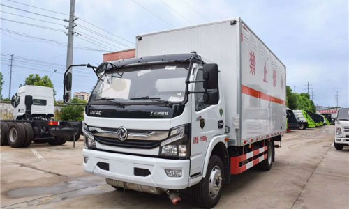 東風(fēng)凱普特危險品廂式車 