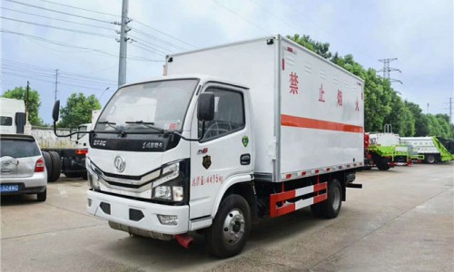 東風(fēng)D6易燃氣體廂式車 